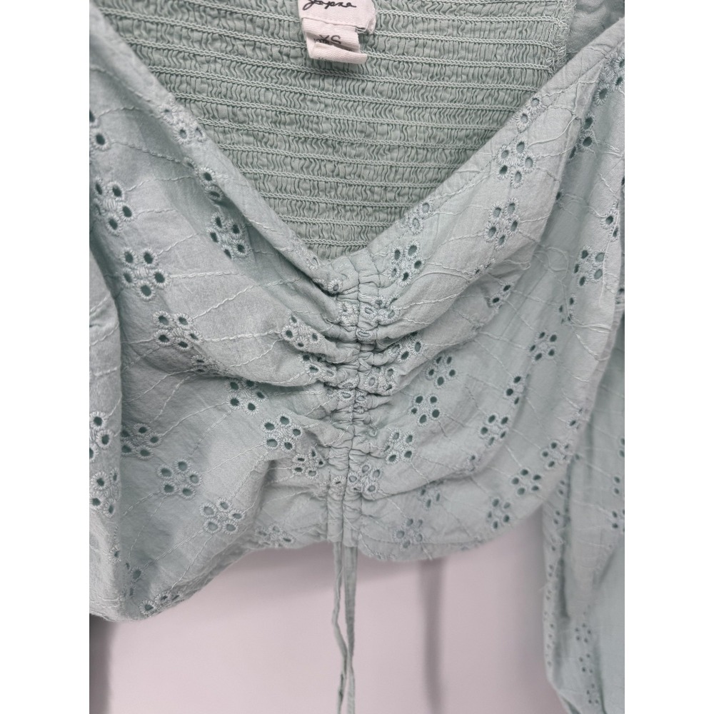 Japna Blouse Womens XS Green Eyelet Cropped Smocked Balloon Sleeve V Neck - Picture 2 of 5